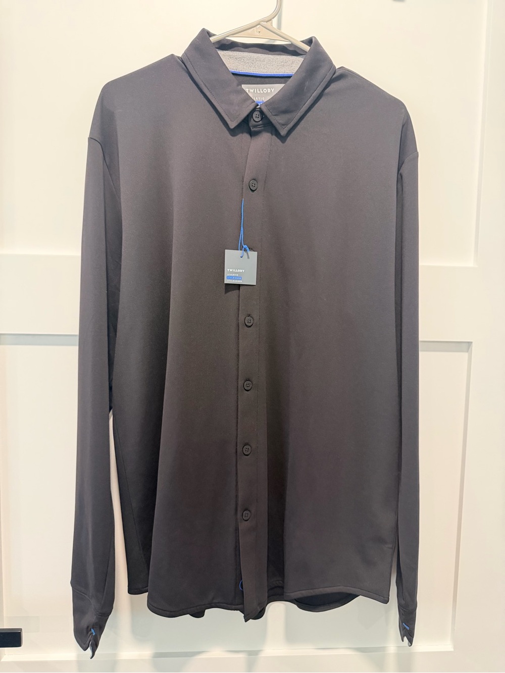 Twillory Athleisure XL Black Button-Up Shirt